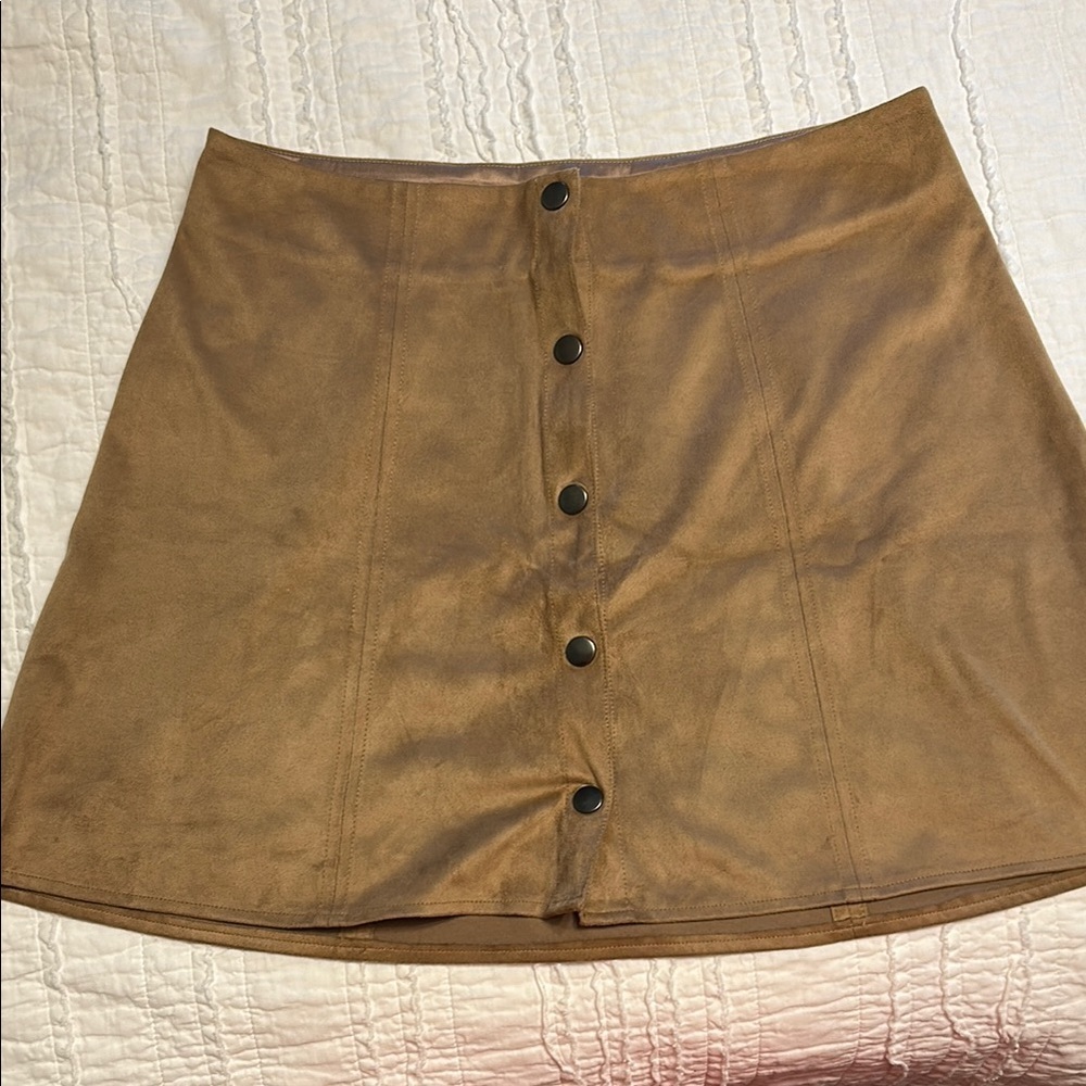 Kendall and Kylie Tan Button-Front Suede Skirt, Medium NWOT